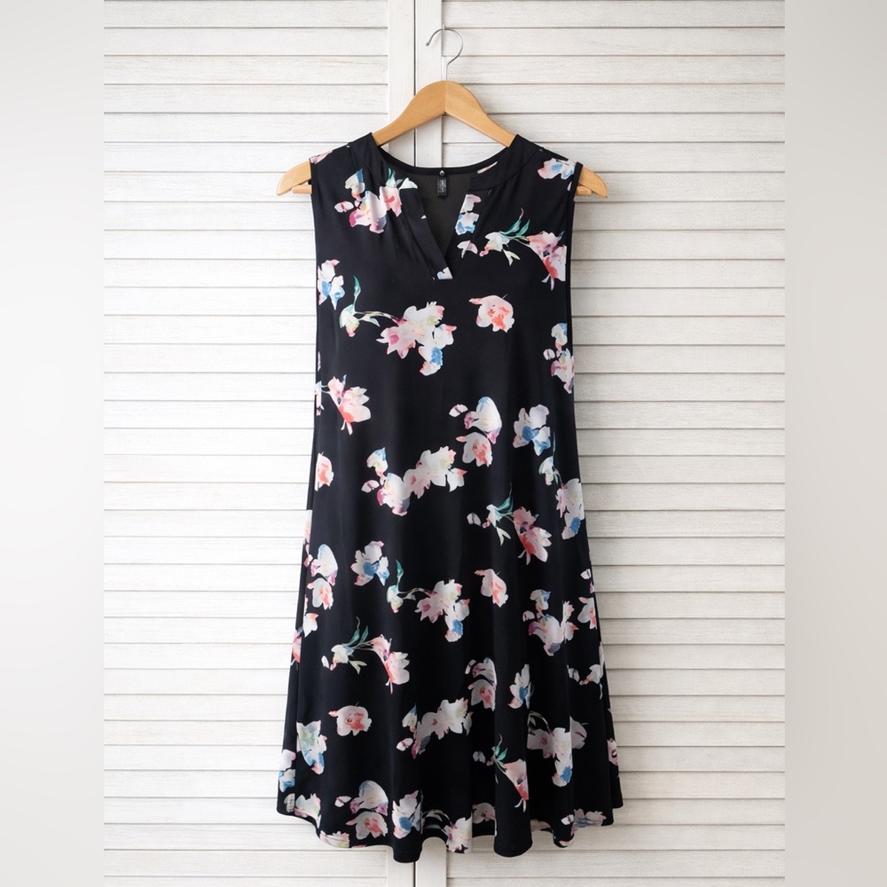 Chico’s Black Floral Dress Size 0 Small Sleeveless A Line Lightweight Classic